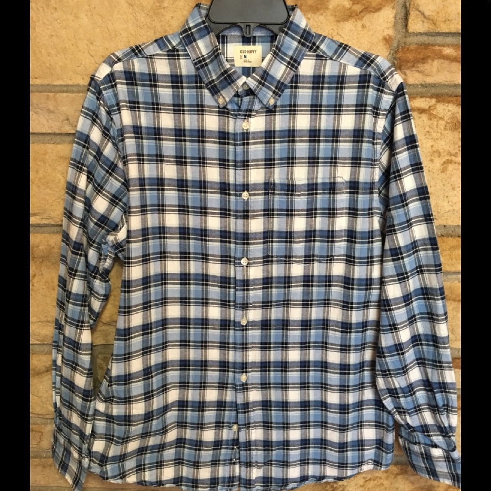 Men’s Old Navy plaid shirt